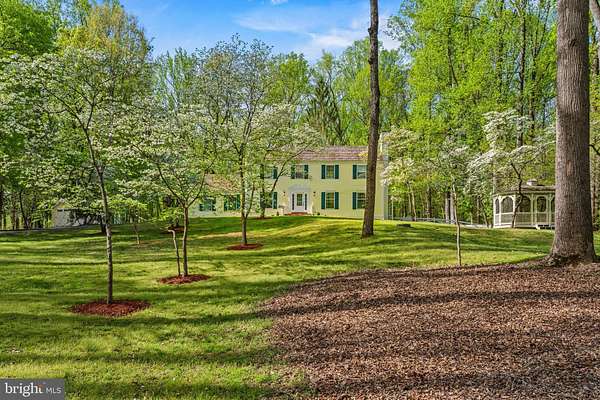 2.38 Acres of Land with Home for Sale in Great Falls, Virginia