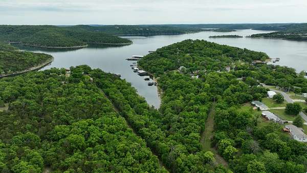 10 Acres of Land for Sale in Reeds Spring, Missouri