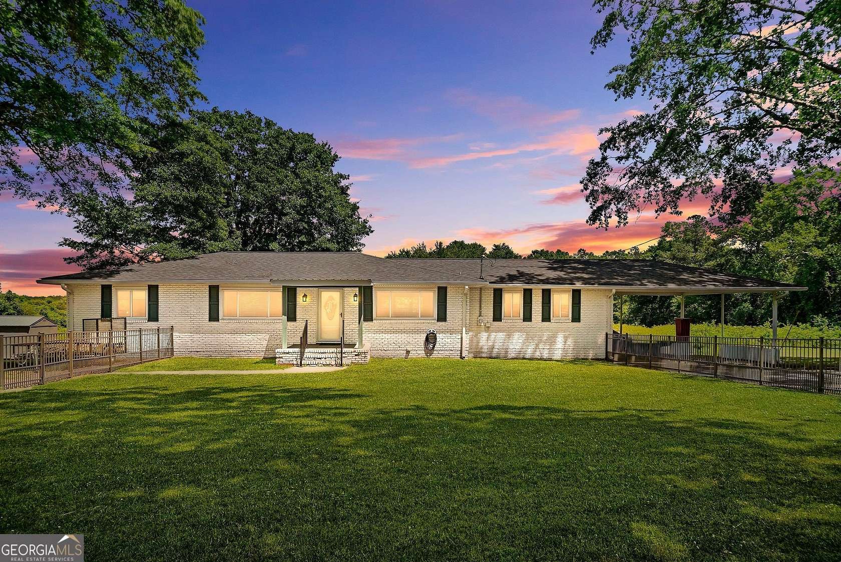 3.89 Acres of Land with Home for Sale in Senoia, Georgia