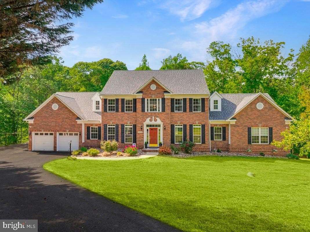 7.57 Acres of Land with Home for Sale in Sunderland, Maryland