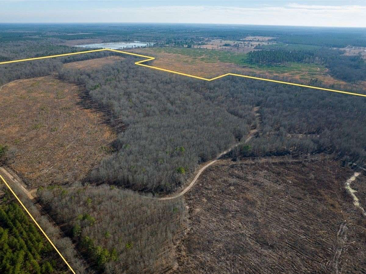 631 Acres of Recreational Land for Sale in Bagwell, Texas