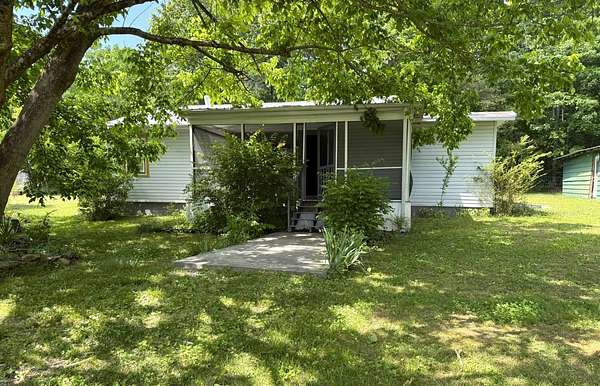 0.7 Acres of Residential Land for Auction in Crossville, Tennessee