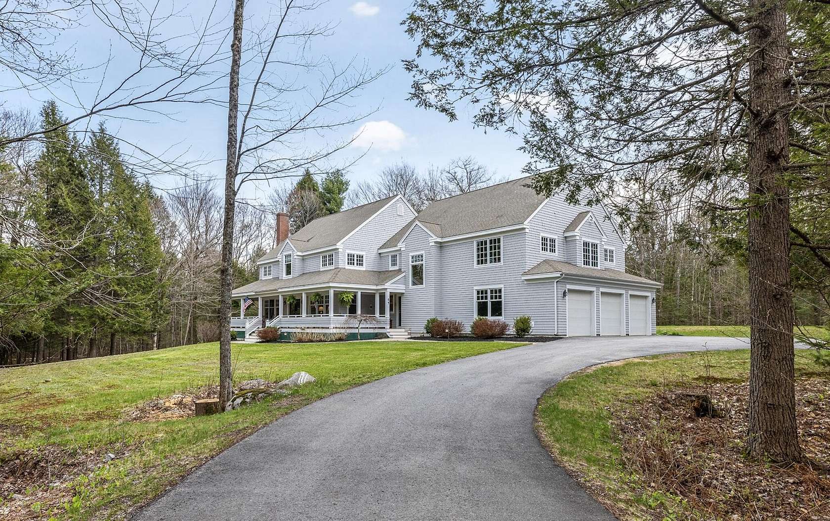 7.3 Acres of Land with Home for Sale in North Yarmouth Town, Maine