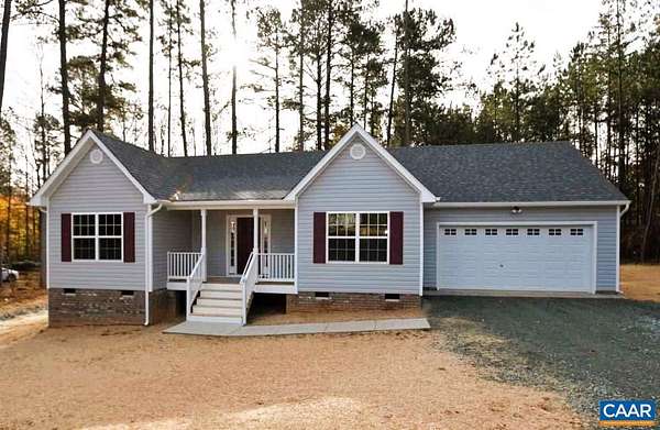 3.18 Acres of Land with Home for Sale in Palmyra, Virginia