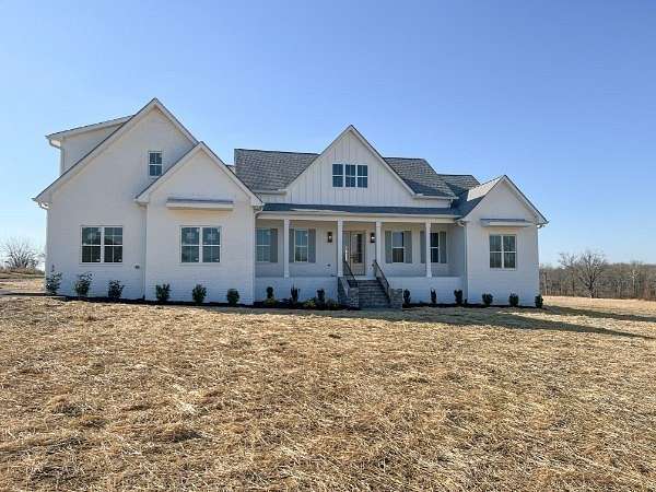 5 Acres of Land with Home for Sale in Mount Juliet, Tennessee