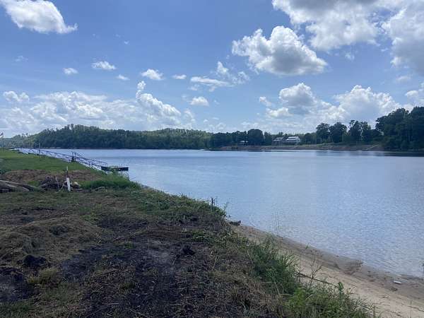 0.31 Acres of Residential Land for Sale in Clifton, Tennessee