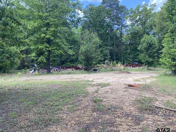 4.23 Acres of Land for Sale in Hughes Springs, Texas