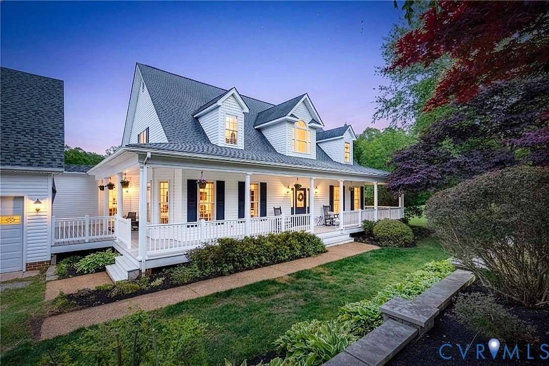 3 Acres of Land with Home for Sale in Amelia Court House, Virginia