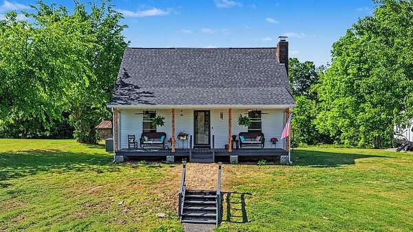 2.66 Acres of Land with Home for Sale in Cadiz, Kentucky
