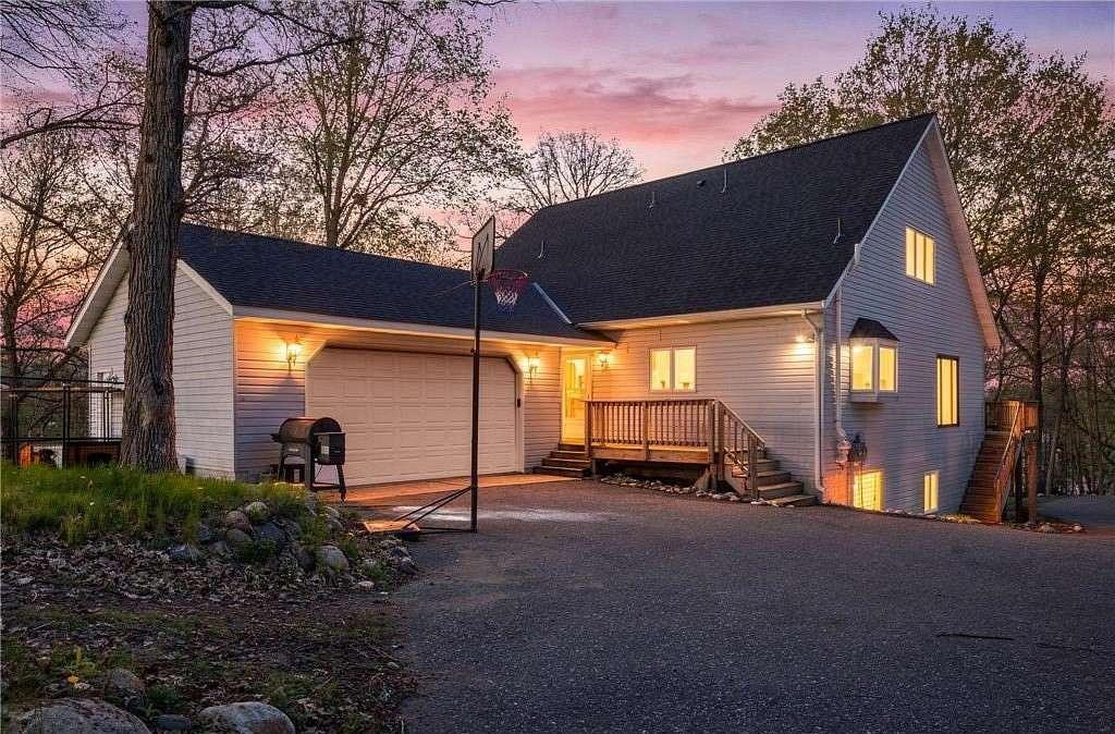 5.3 Acres of Land with Home for Sale in Annandale, Minnesota