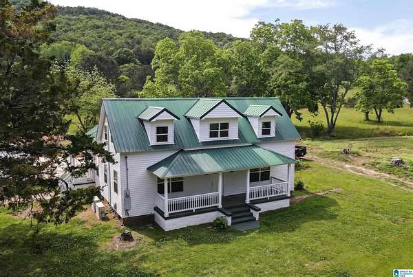 1.5 Acres of Land with Home for Sale in Jacksonville, Alabama