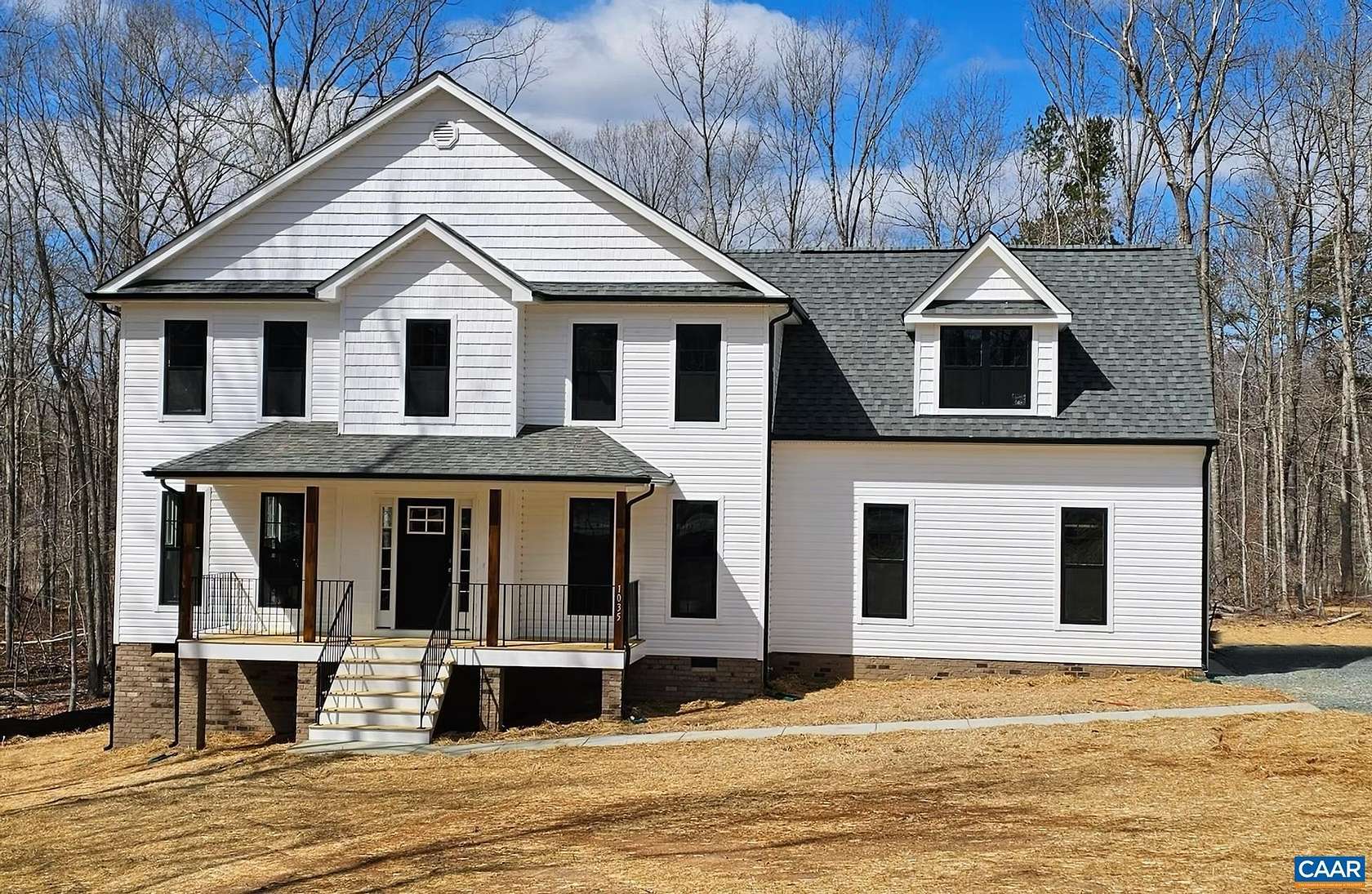 4.53 Acres of Land with Home for Sale in Palmyra, Virginia