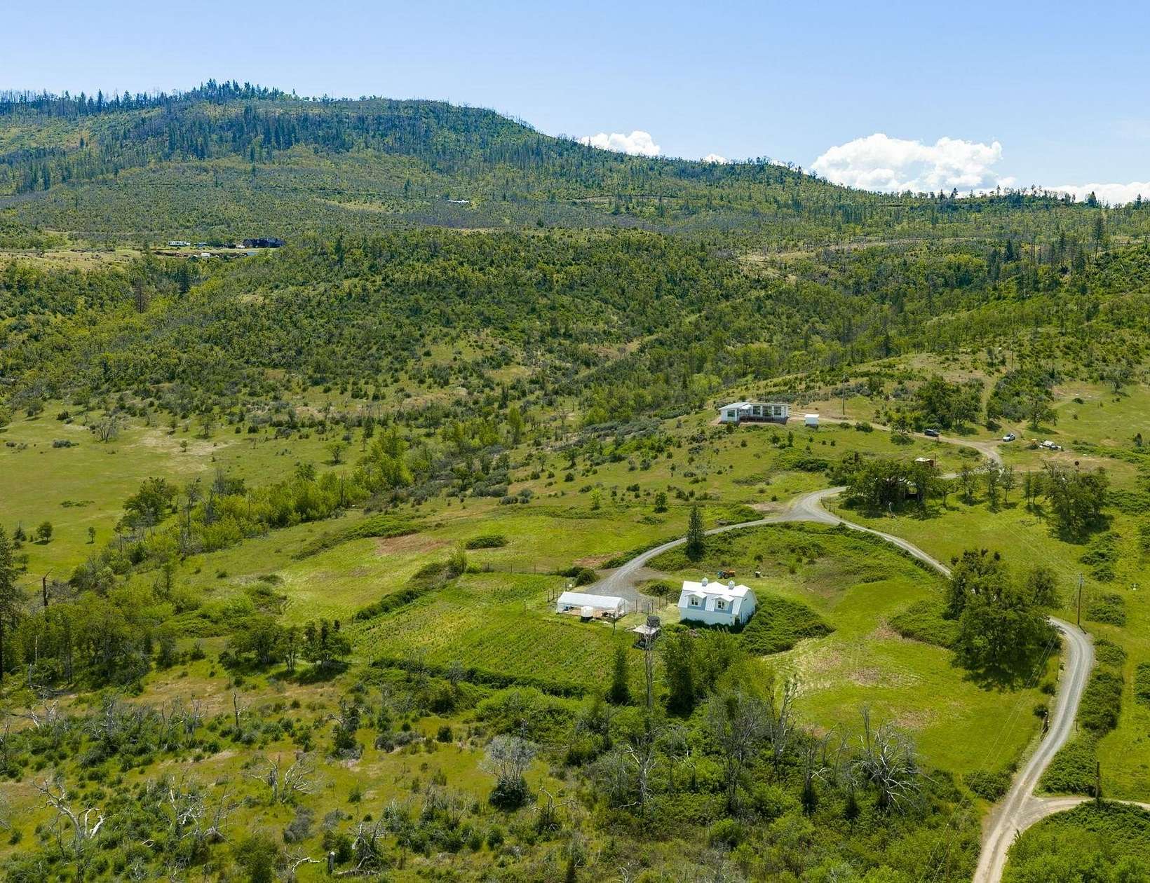 30 Acres of Land with Home for Sale in Eagle Point, Oregon