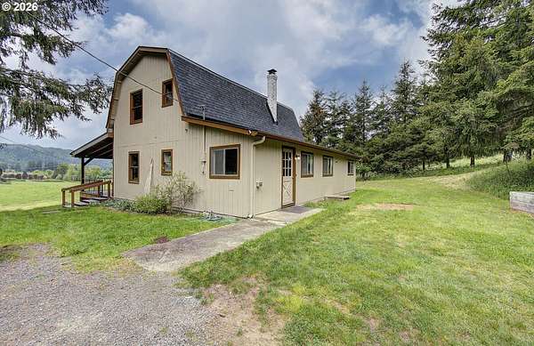 5 Acres of Land with Home for Sale in Amboy, Washington