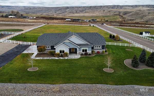 3 Acres of Land with Home for Sale in Marsing, Idaho