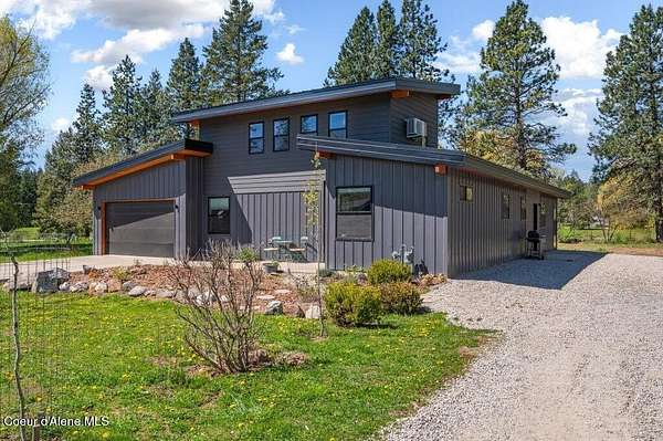 1.62 Acres of Land with Home for Sale in Sandpoint, Idaho