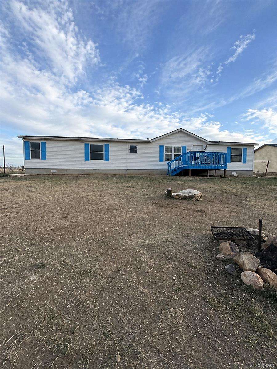 2.57 Acres of Land with Home for Sale in Cotopaxi, Colorado