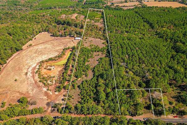 21.3 Acres of Recreational Land for Sale in Jacksonville, Texas
