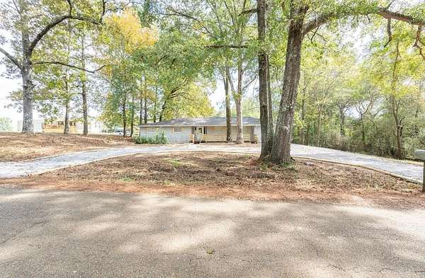 2 Acres of Land with Home for Sale in Carbon Hill, Alabama
