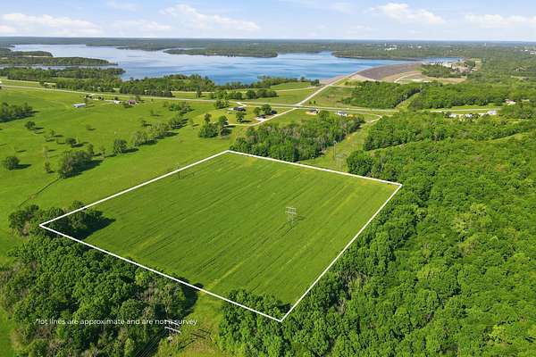 25 Acres of Land for Sale in Stockton, Missouri