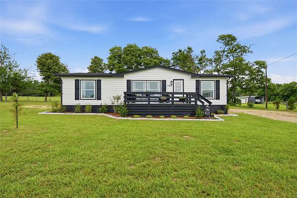 2.49 Acres of Land with Home for Sale in Murchison, Texas
