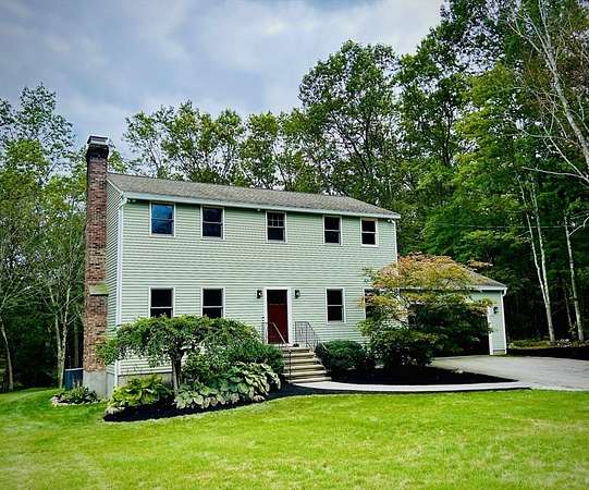 4.42 Acres of Land with Home for Lease in Westford, Massachusetts