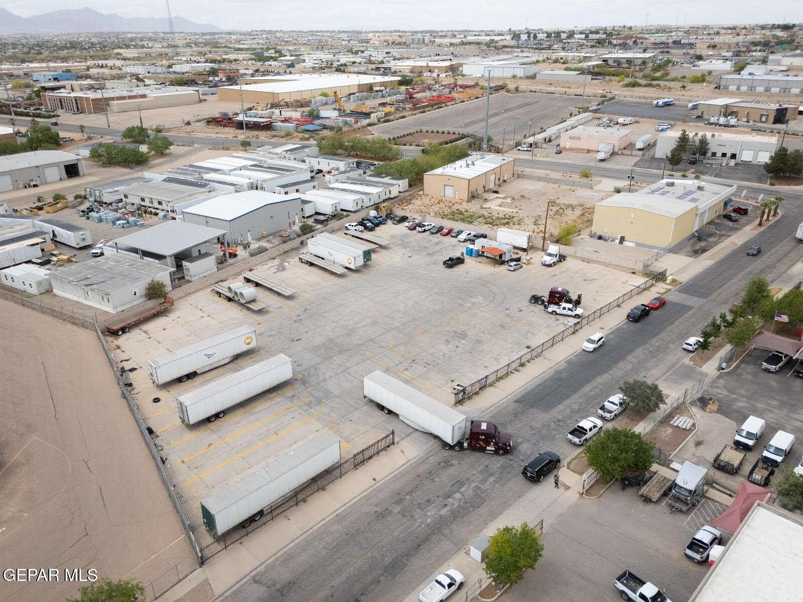 1.55 Acres of Commercial Land for Sale in El Paso, Texas