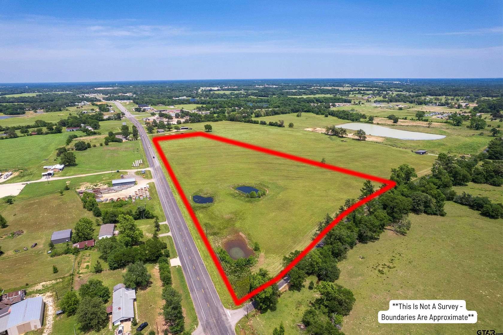 16 Acres of Land for Sale in Mount Vernon, Texas