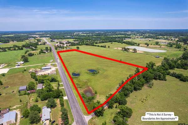 16 Acres of Land for Sale in Mount Vernon, Texas
