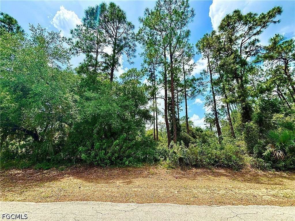 0.5 Acres of Residential Land for Sale in Lehigh Acres, Florida