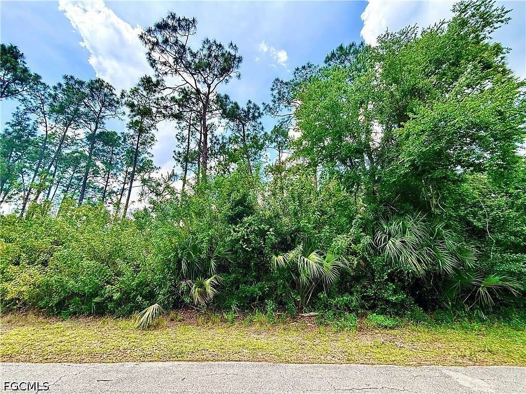 0.5 Acres of Residential Land for Sale in Lehigh Acres, Florida
