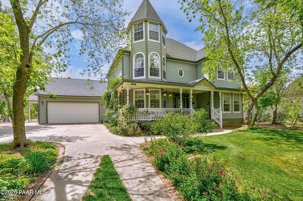 1.5 Acres of Land with Home for Sale in Prescott, Arizona