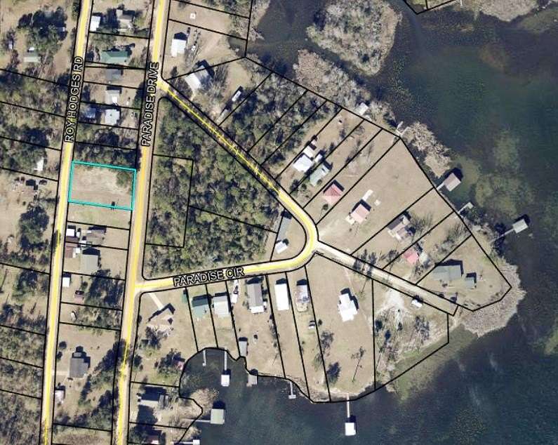 0.32 Acres of Residential Land for Sale in Donalsonville, Georgia