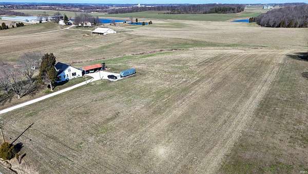 9 Acres of Residential Land for Sale in Dale, Indiana