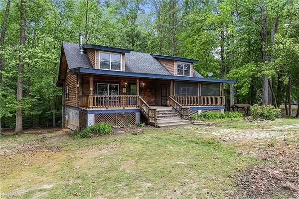 4.7 Acres of Land with Home for Sale in Gloucester, Virginia