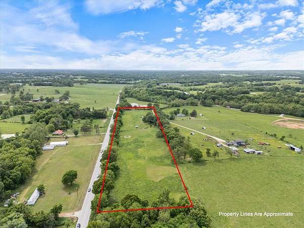 10.7 Acres of Mixed-Use Land for Sale in Gentry, Arkansas