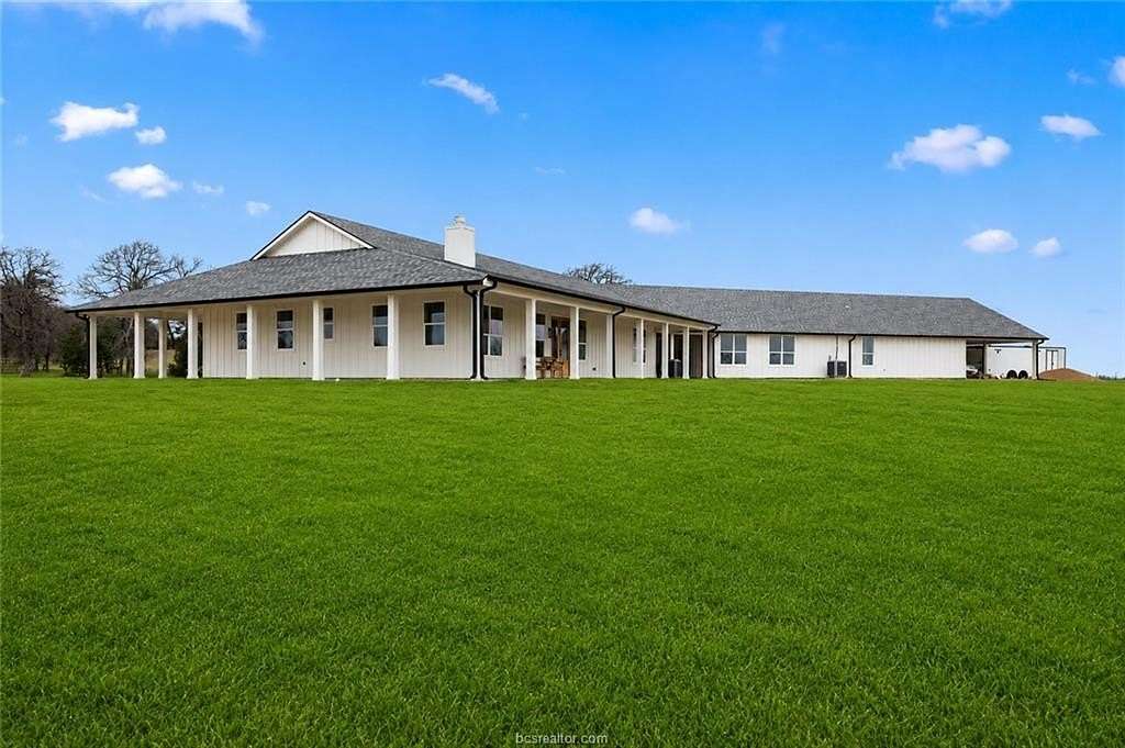 25 Acres of Land with Home for Sale in Cameron, Texas