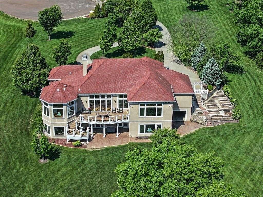 3.59 Acres of Land with Home for Sale in Tonganoxie, Kansas