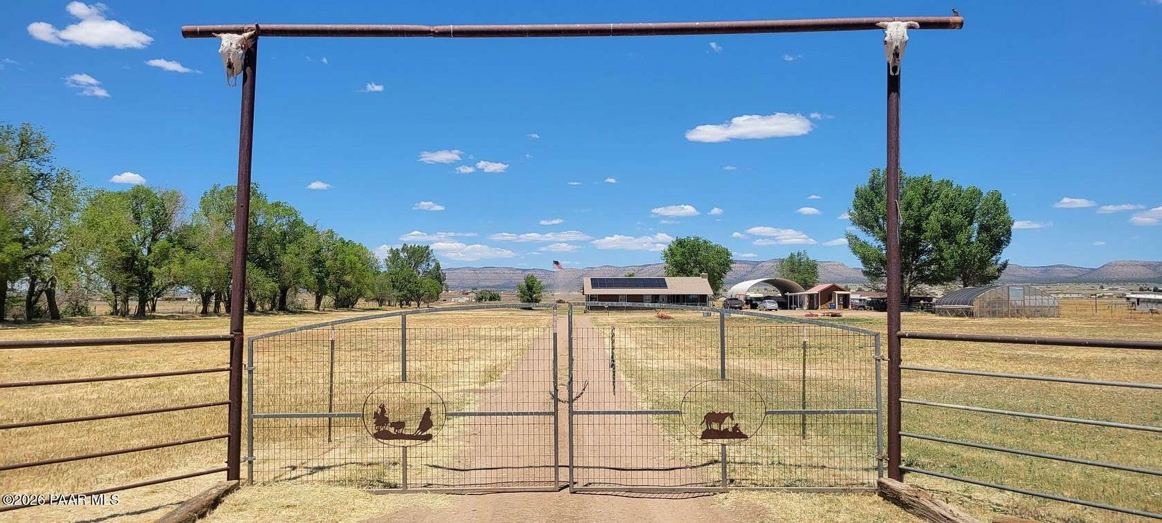 14 Acres of Land with Home for Sale in Paulden, Arizona