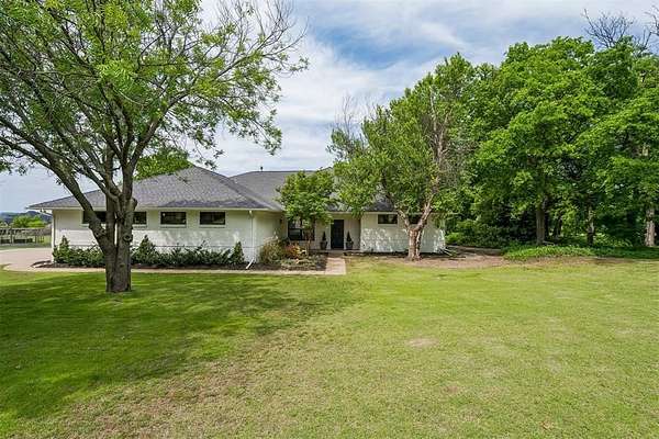 2 Acres of Land with Home for Sale in Norman, Oklahoma