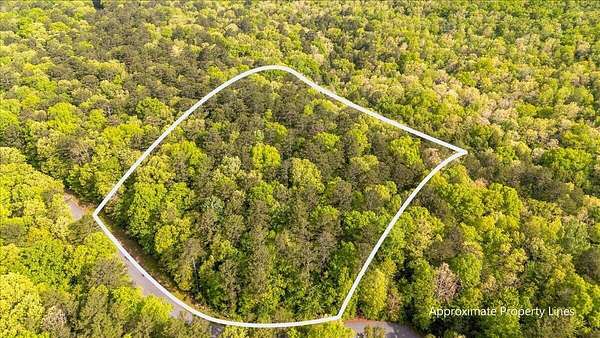 5.16 Acres of Residential Land for Sale in Signal Mountain, Tennessee