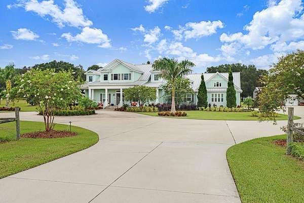 21 Acres of Land with Home for Sale in Seffner, Florida