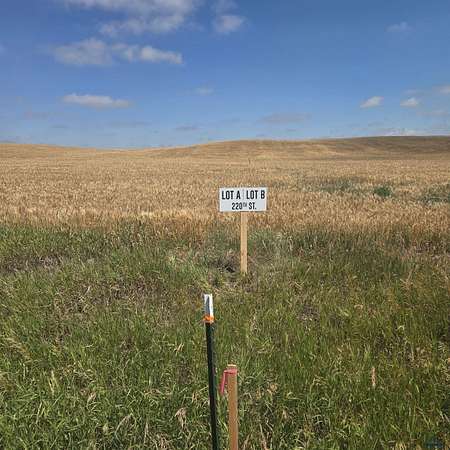 4 Acres of Residential Land for Sale in Box Elder, South Dakota