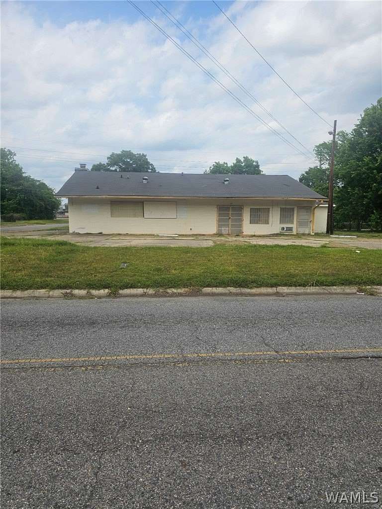 6 Acres of Improved Residential Land for Sale in Tuscaloosa, Alabama