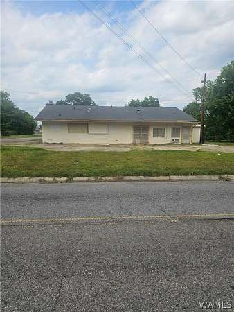 6 Acres of Improved Residential Land for Sale in Tuscaloosa, Alabama