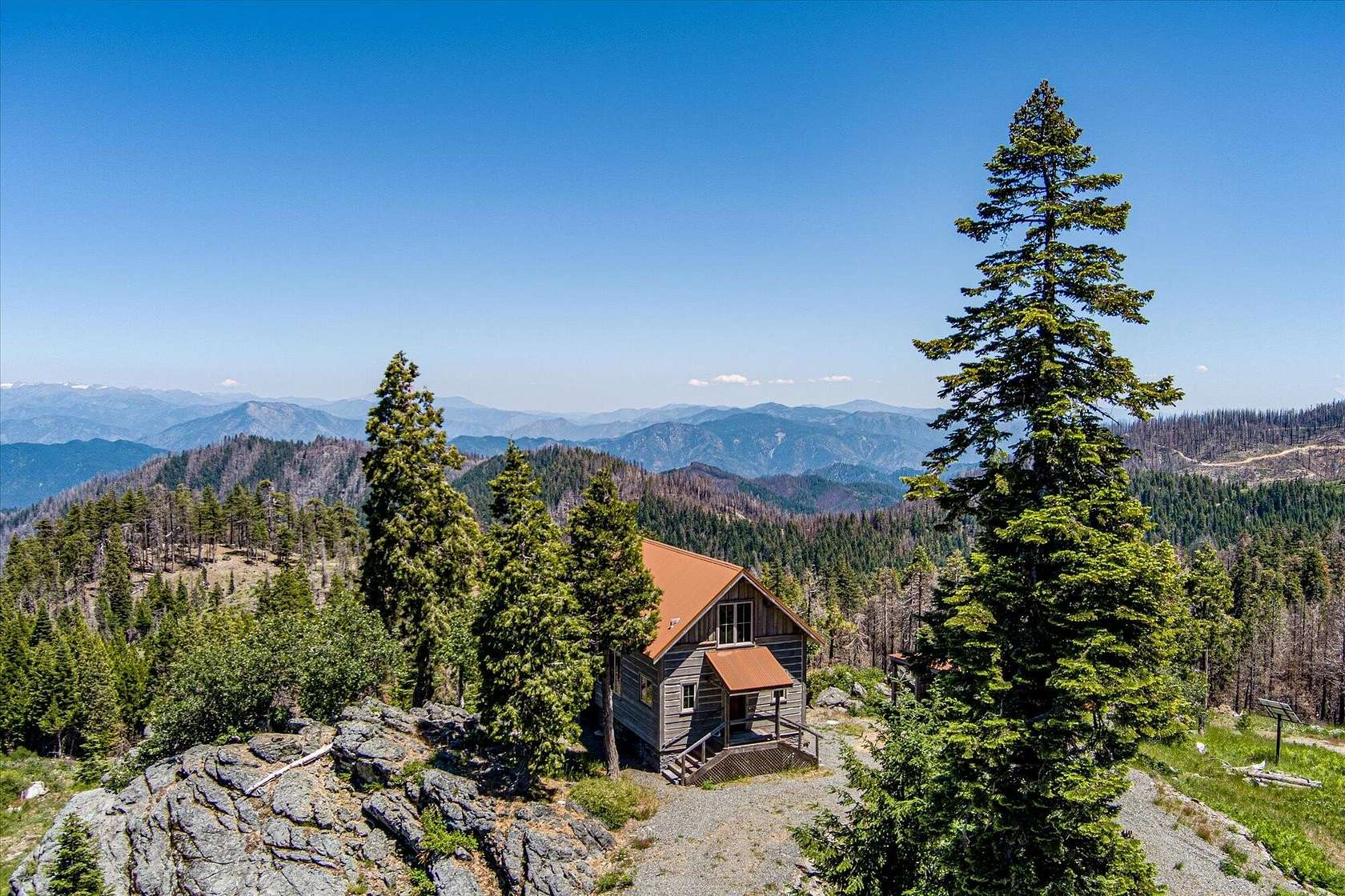 185 Acres of Improved Recreational Land for Sale in Blue Lake, California