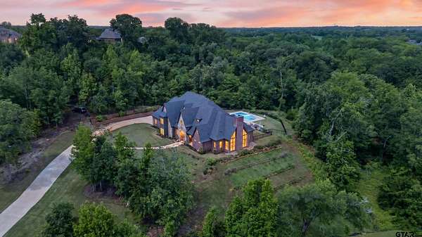 4 Acres of Land with Home for Sale in Bullard, Texas