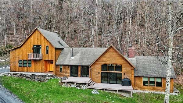 10.2 Acres of Land with Home for Sale in Stowe, Vermont