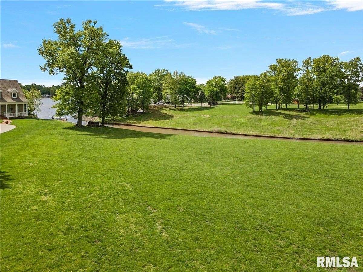 0.62 Acres of Residential Land for Sale in Taylorville, Illinois