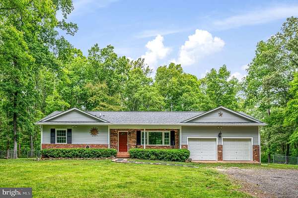 5 Acres of Land with Home for Sale in Fredericksburg, Virginia